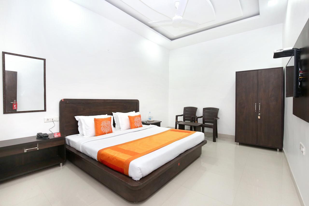 Oyo 11421 Regal Residency Hotel Amritsar Ngoại thất bức ảnh